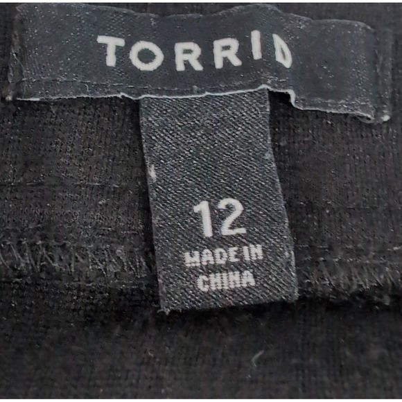 Torrid Lace Overlay Skirt Womens Size 12 Black High Low Back Zip Whimsy Goth - Picture 4 of 13